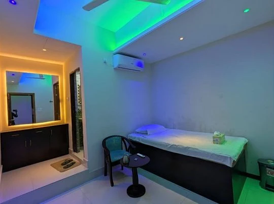 Gulshan Elite Spa interior